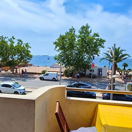 Charming Beachfront Studio In Frejus Plage Exterior foto