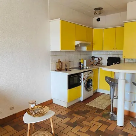 Charming Beachfront Studio In Frejus Plage Exterior foto