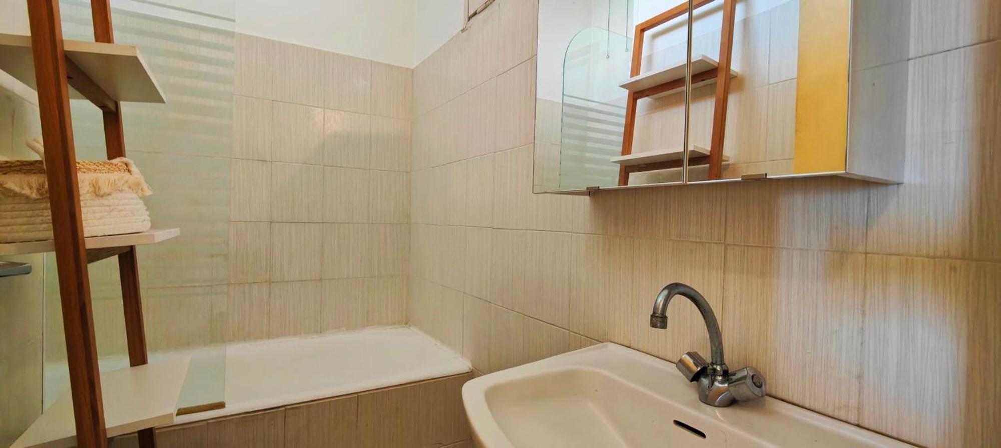 Apartment Charming Beachfront In *